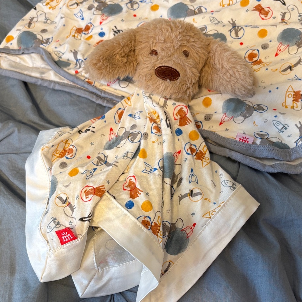 Magnetic Me Space Dog Newborn Blanket and Dog Lovey Set - Picture 2 of 10